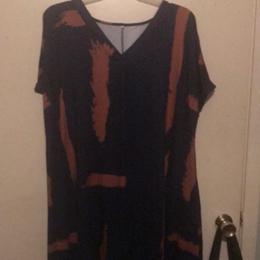 Elegant Navy and Rust Midi Dress